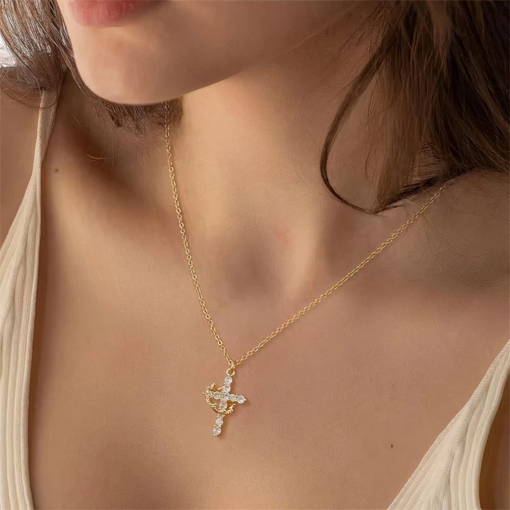 Collier Religieux Chaîne Inox & Croix en Agate Noire | La Boutique des Chrétiens